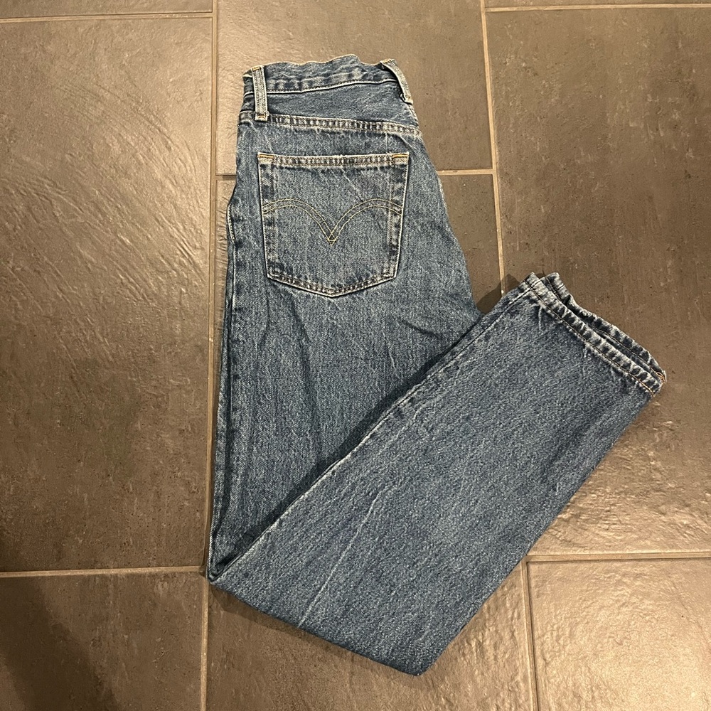 Women’s Levi's 505 blue jeans